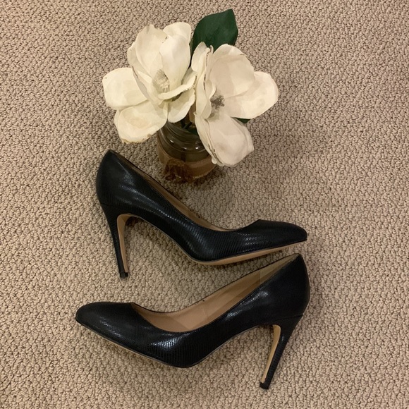 Ann Taylor Shoes - 💎 Anne Taylor • Classic Black Leather Heels Pumps
